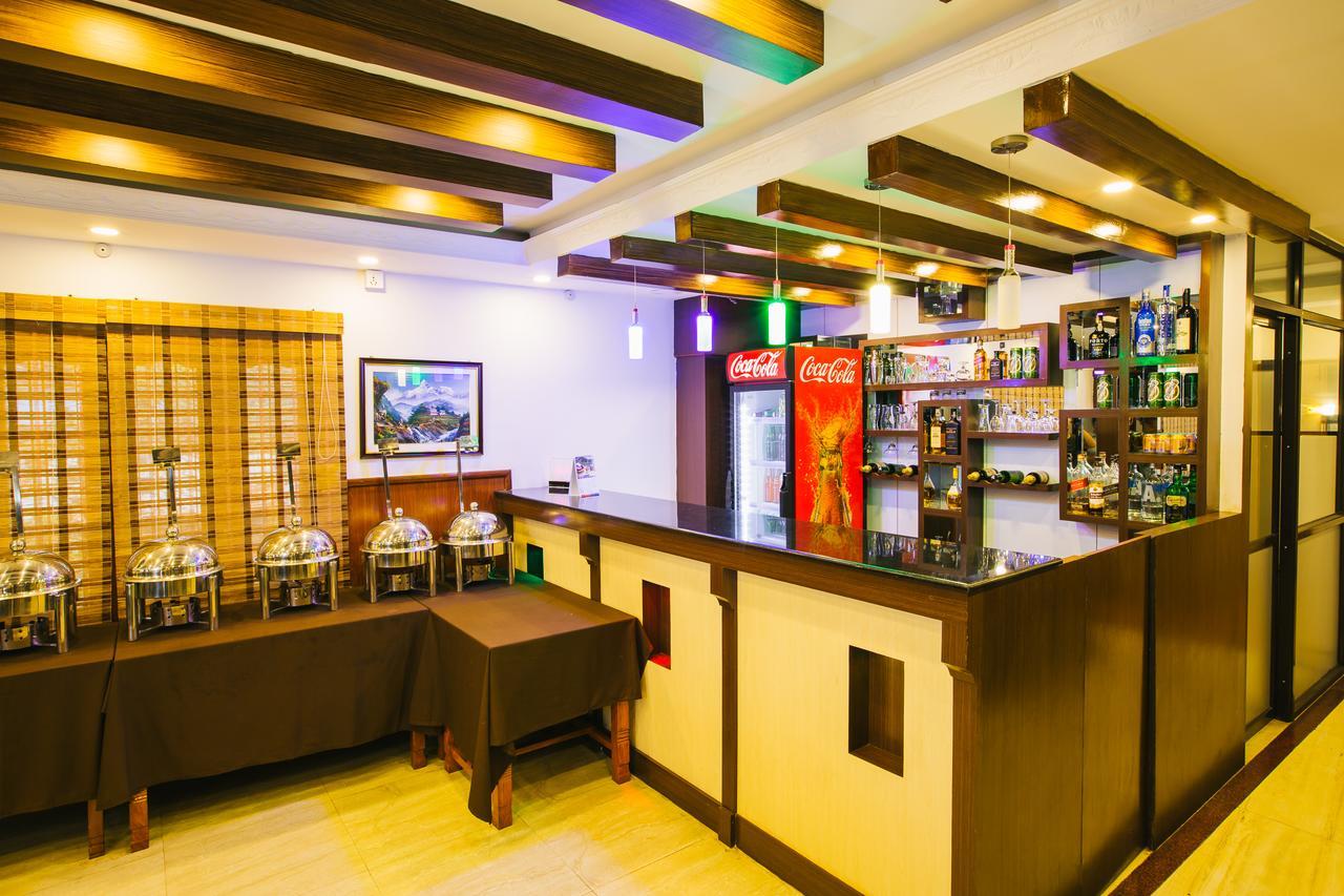 Hotel Romantica โพคารา ภายนอก รูปภาพ