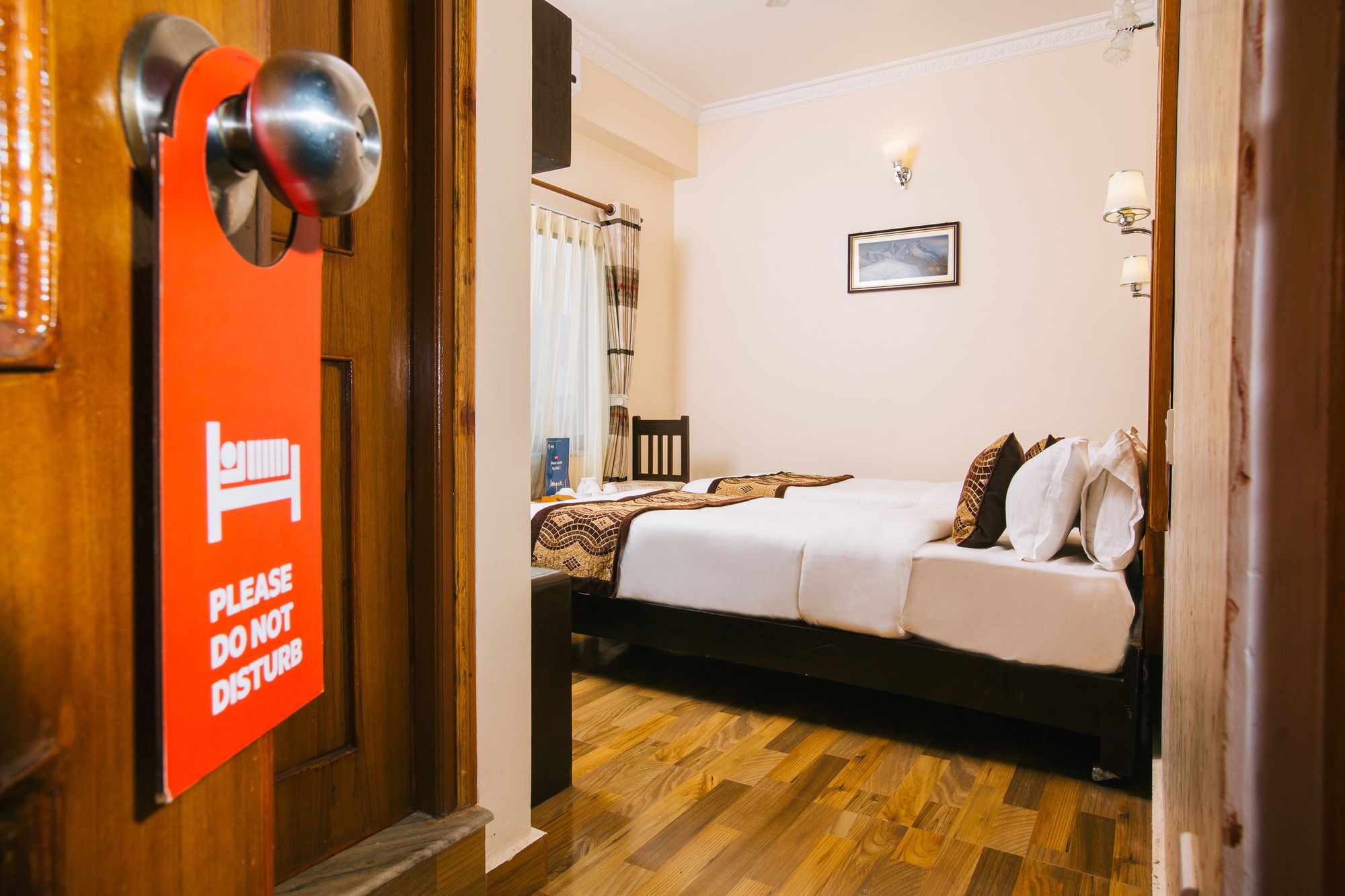 Hotel Romantica โพคารา ภายนอก รูปภาพ